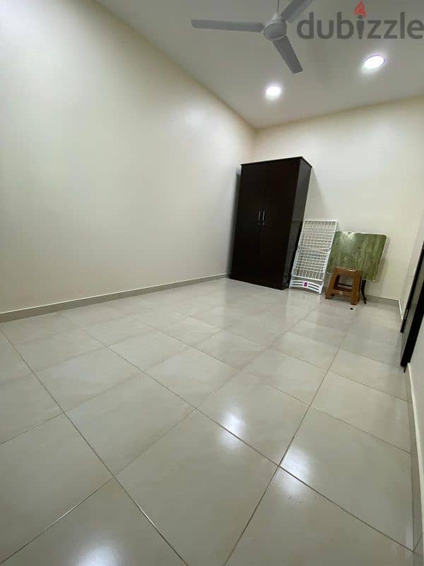 180 BD /1 BHK For rent in Hoora, including electricity 3