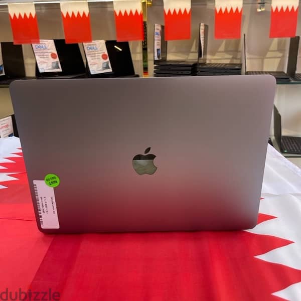 Apple MacBook Pro 2022 M2 3