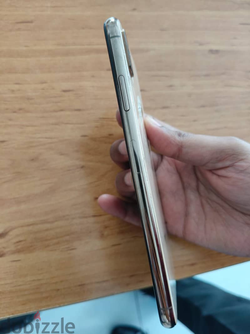 i want to sell iphone xs max 3