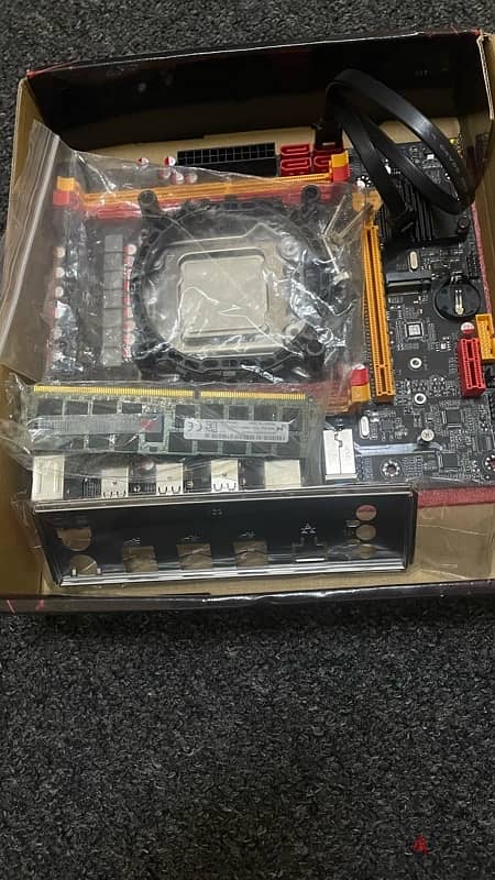 Pre-Owned Gaming mb+ CPU  RAM  Sata drive cable +Heatsink base 4