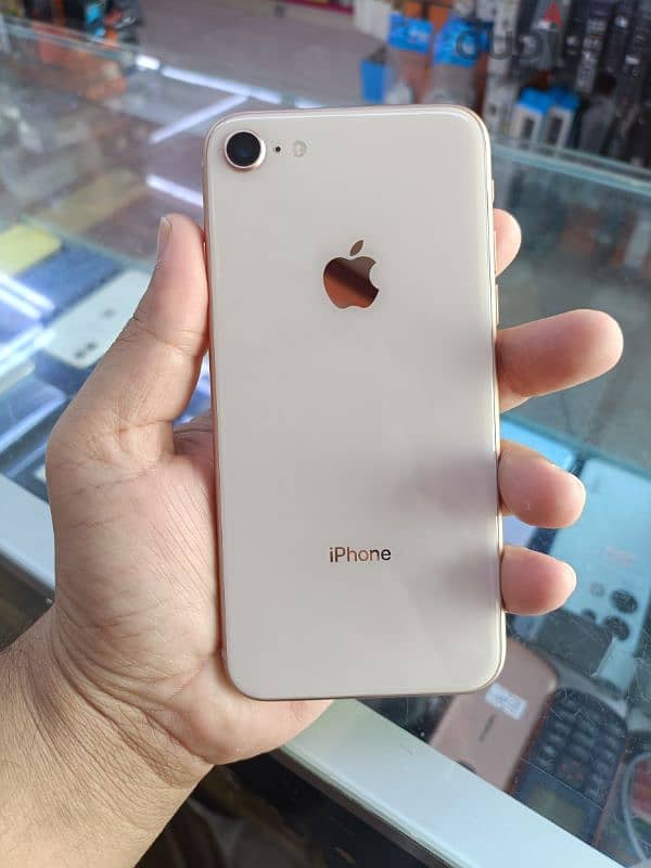 iPhone 8g. 64gb. Rose gold. Battery 79%. 0