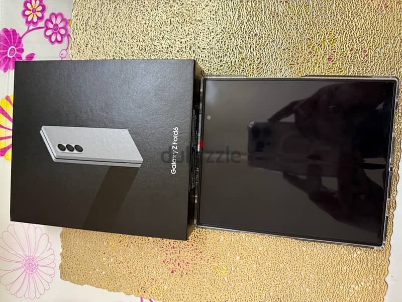 Samsung Galaxy FOLD6  512 GB mobile For sale. 20days used only 3