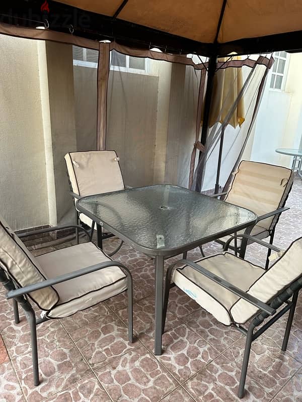 outdoor furniture in excellent condition 1