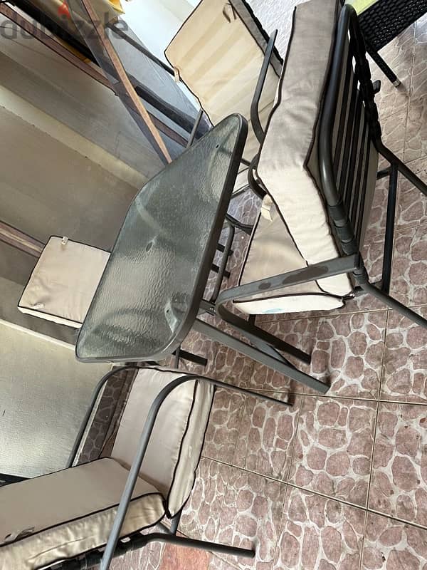 outdoor furniture in excellent condition 5