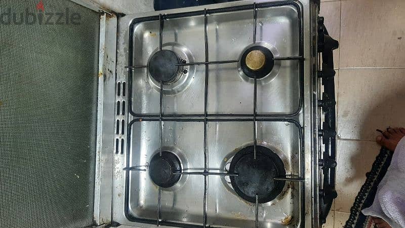 4 burner Cooking range,  Good Condition, 32056983 4