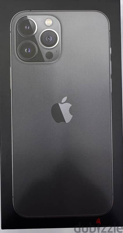 iPhone 13  pro maxs 128 gb  clean pic no scratch  same new 1