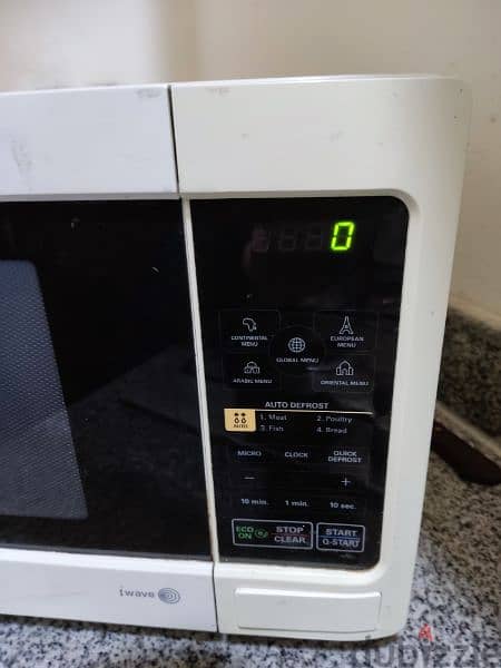 LG Digital Microwave Oven, 35 liter Capacity 0