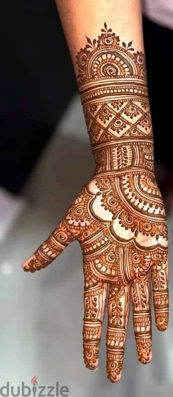 Henna/Mehndi Artist 2