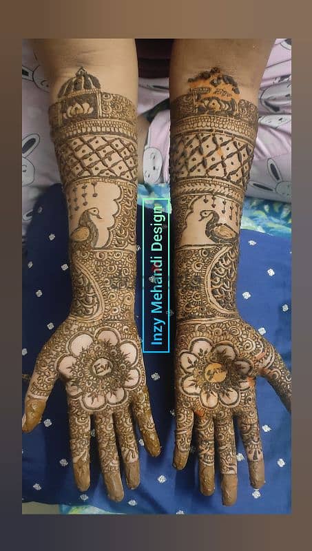 Henna/Mehndi Artist 4