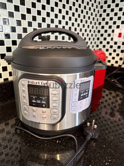 Pressure cooker Instant Pot Duo