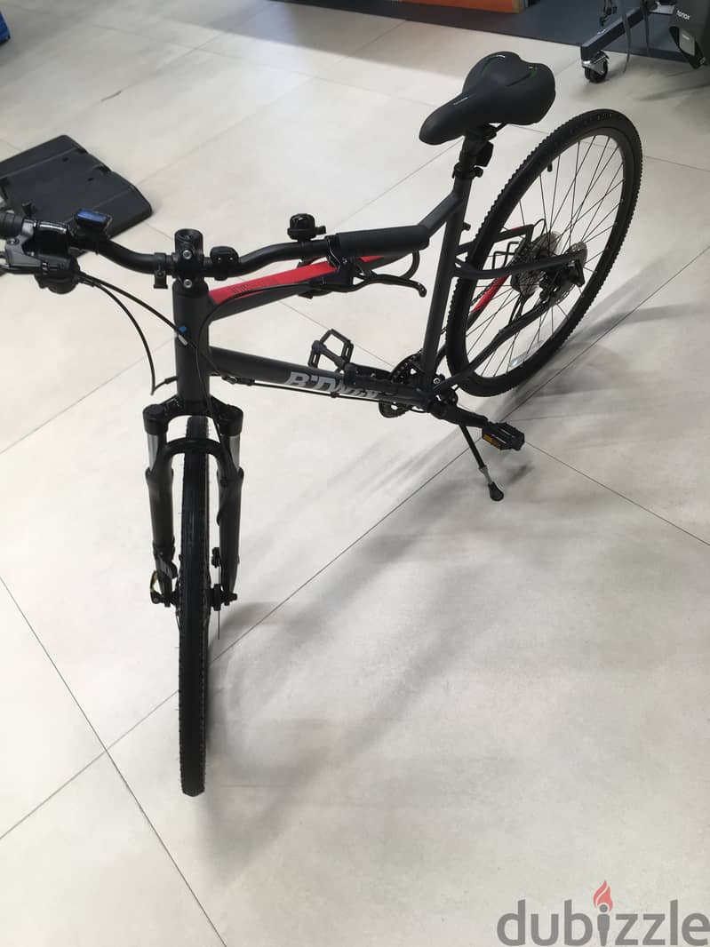 Btwin Riverside 500 hybrid Bike (Excellent Condition) 3