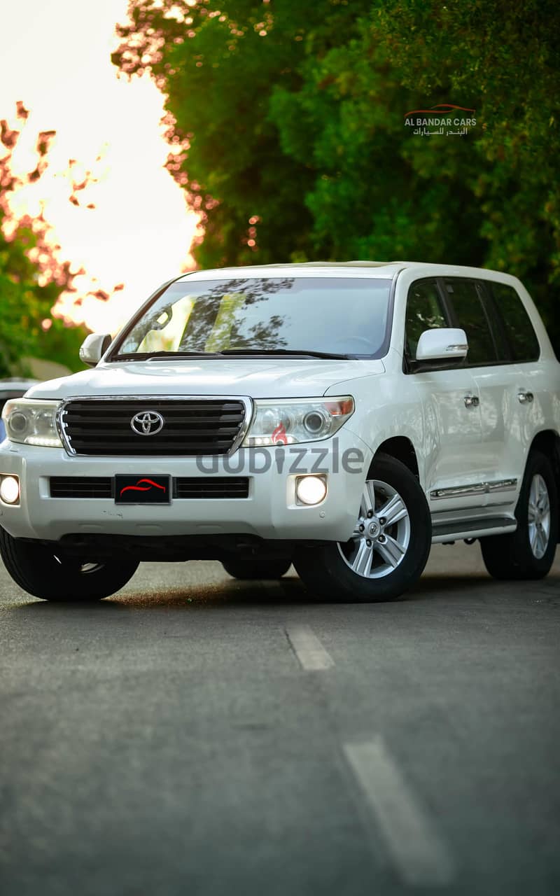 Toyota Land Cruiser 2012 - EXCELLENT CONDITION WHITE 5