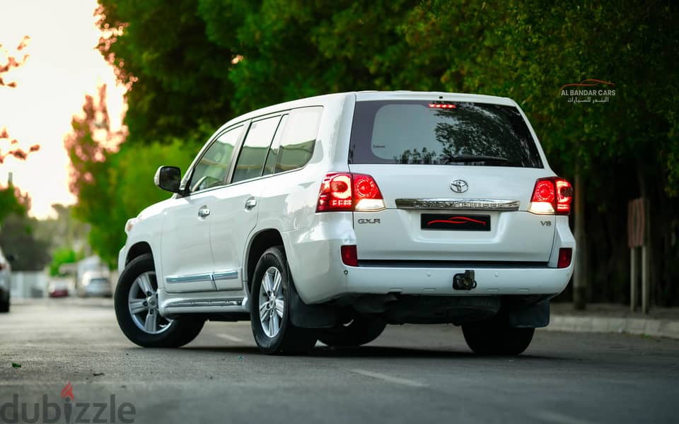 Toyota Land Cruiser 2012 - EXCELLENT CONDITION WHITE 8