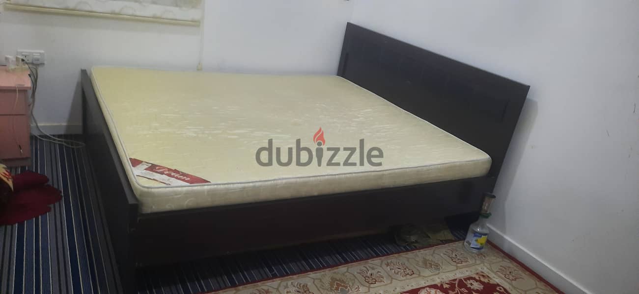 Queen size bed with mattress 1