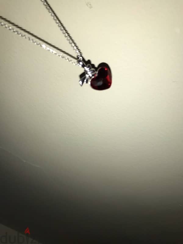 Original Red Swarovski Crystal Necklace (NEGOTIABLE PRICE) 8