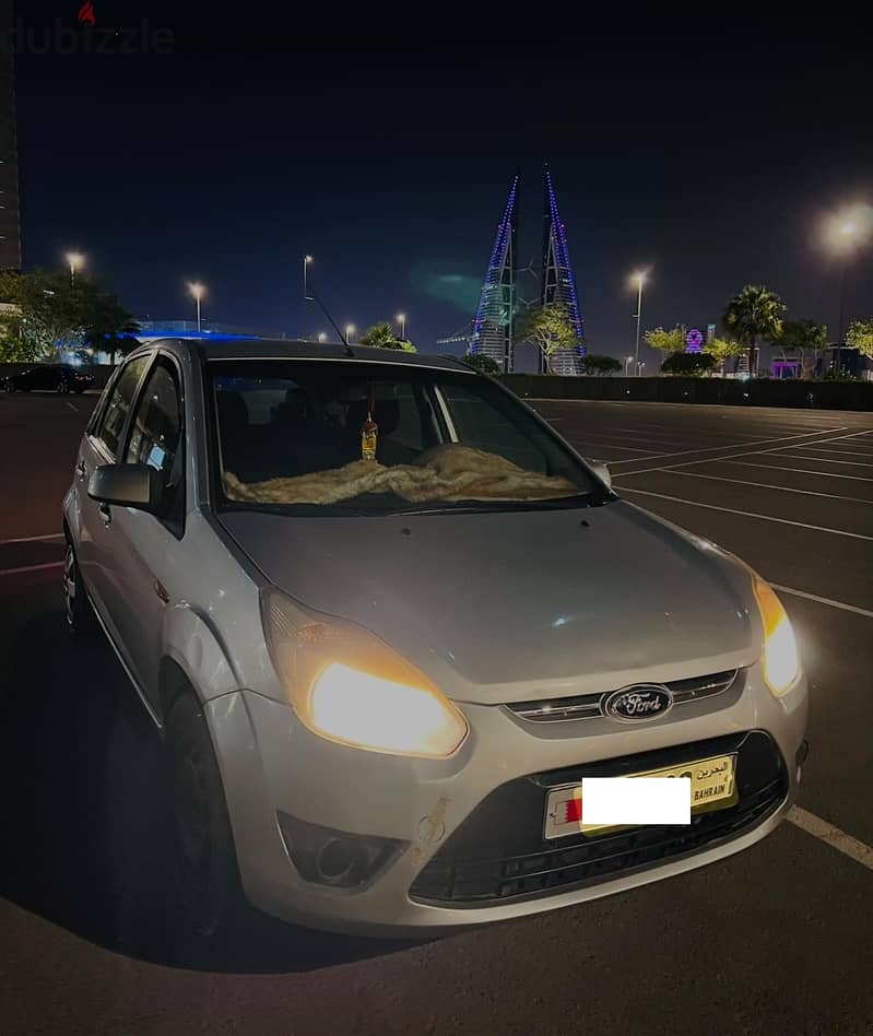 Ford Figo 2012 for Urgent sale 900/BHD slightly Negotible 0