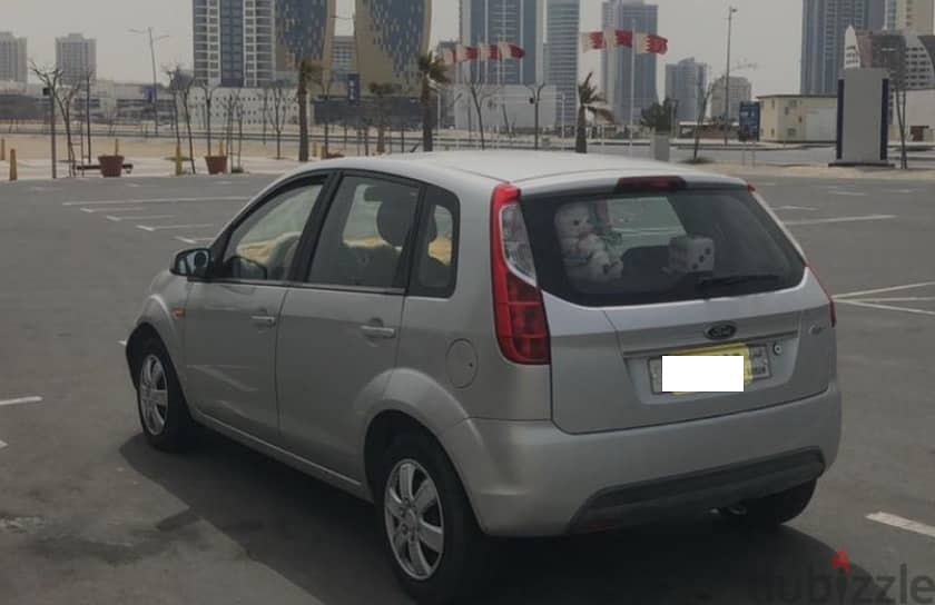 Ford Figo 2012 for Urgent sale 900/BHD slightly Negotible 2