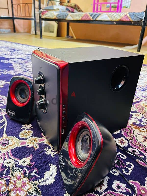 speaker bass 2