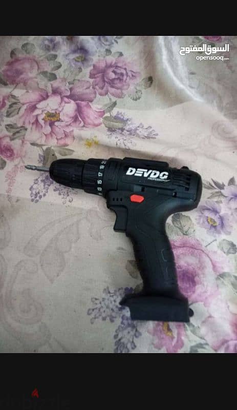 12V Drill Driver With Only One Screw 0