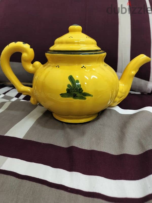 Tea Pot (Yellow) 2