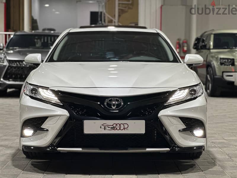 Toyota Camry 2020 SE V6 1