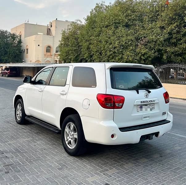 Toyota Sequoia 2013 2