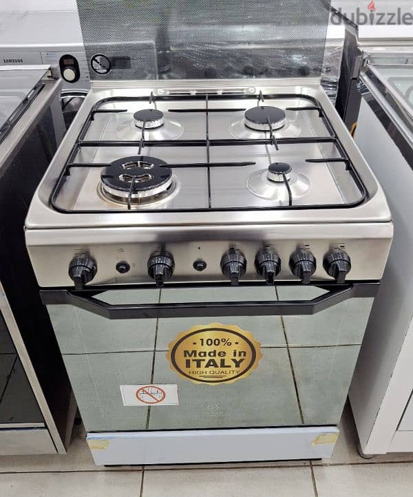 Made in Italy 4 Burner 60x60 (Slightly Used) Excellent Condition 0