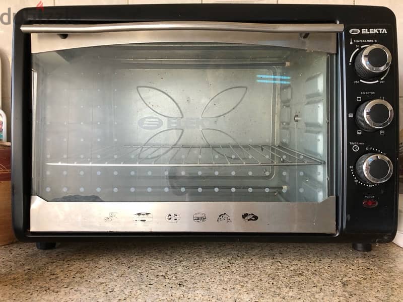 42L oven toaster 0