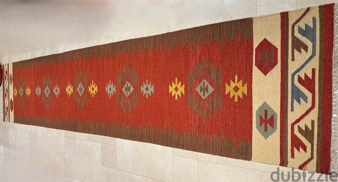 Authentic Handwoven Kilim Rug – 4 Meters Long, Excellent Condition 0