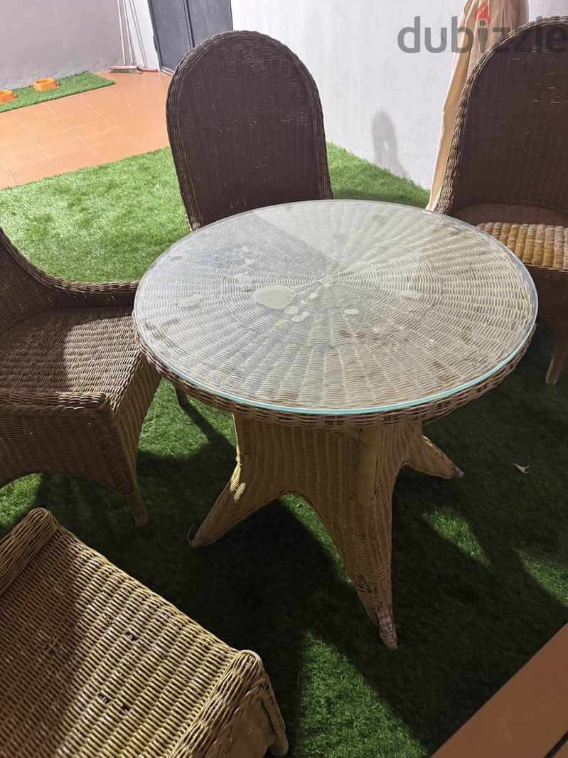 طاوله وكراسي الحديقة  Chair and table outdoor 2