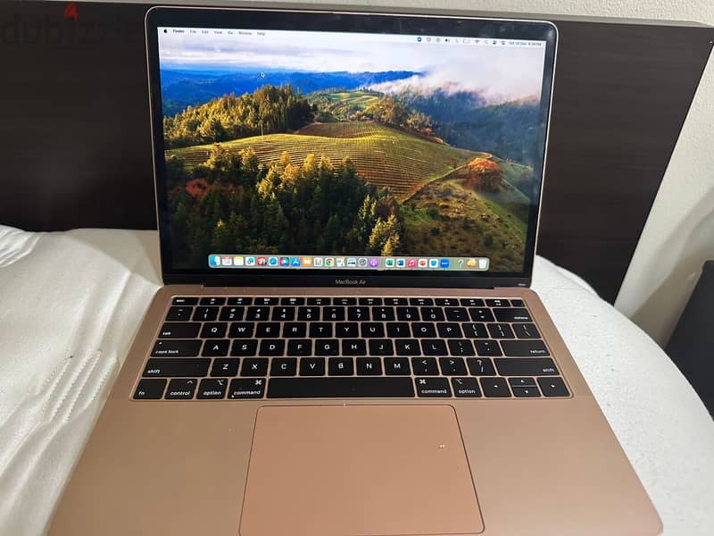 MacBook Air 2018( very good condition) 1