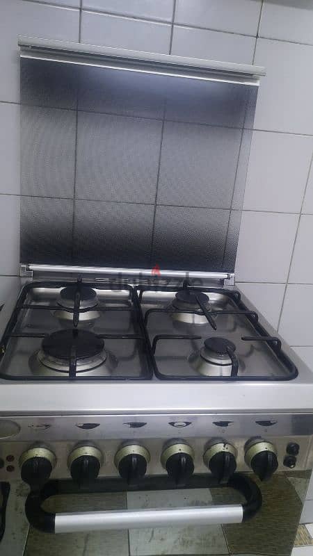 cooking range with 4 burner 0