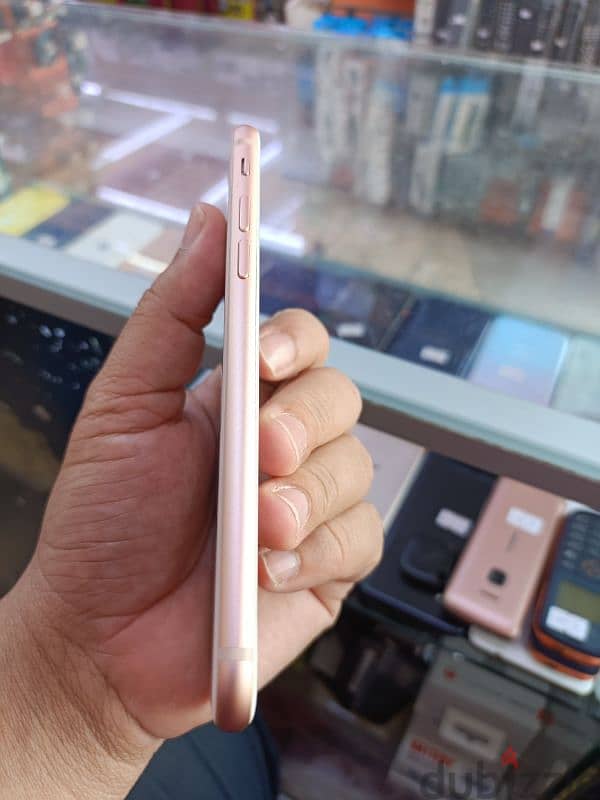 iPhone 8g. rose gold colour. 64gb storage. Battery health 79%. 3