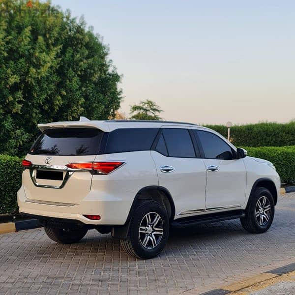 Toyota Fortuner 2021 4X4 New shape 1