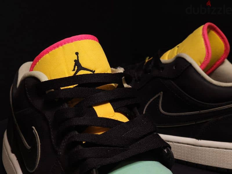 (EUR 42.5) Jordan 1 Low 'Black Aurora Green Laser Orange" 2