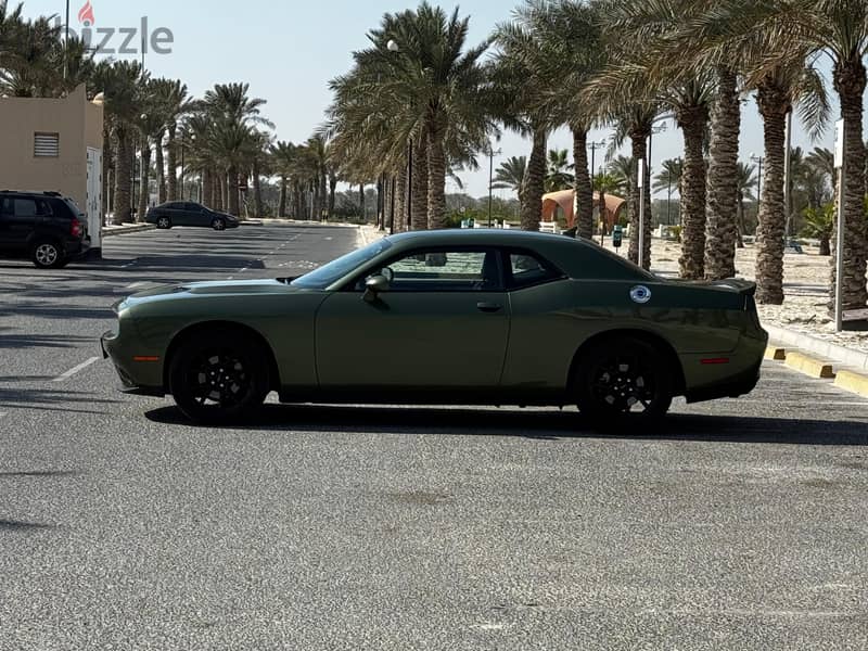 Dodge Challenger 2021 4