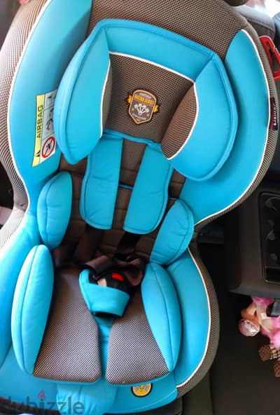 Junior Brand, Baby Car Seat (In Excellent Condition)