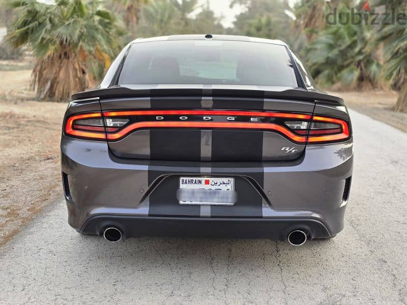 Dodge Charger 2019 4