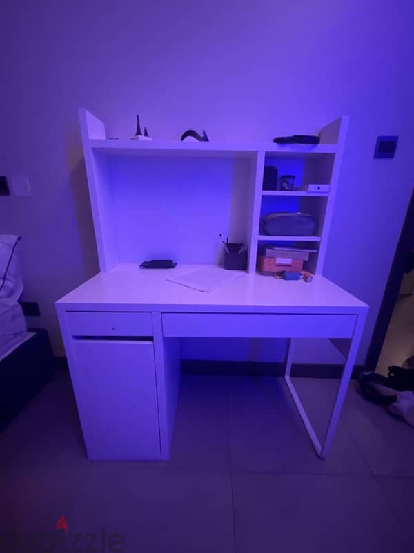 IKEA DESK 1