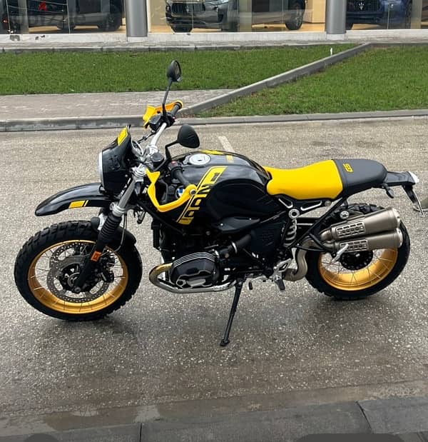 bmw 2021 Rninet 40 anniversary 0