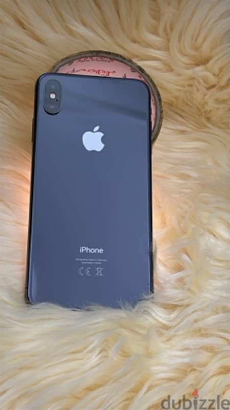 iPhone XS Max 0