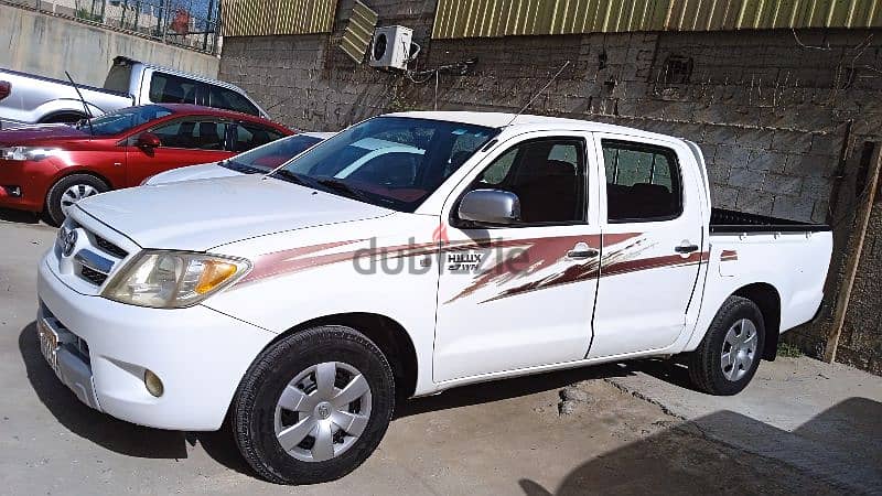 Toyota Hilux 2008 1