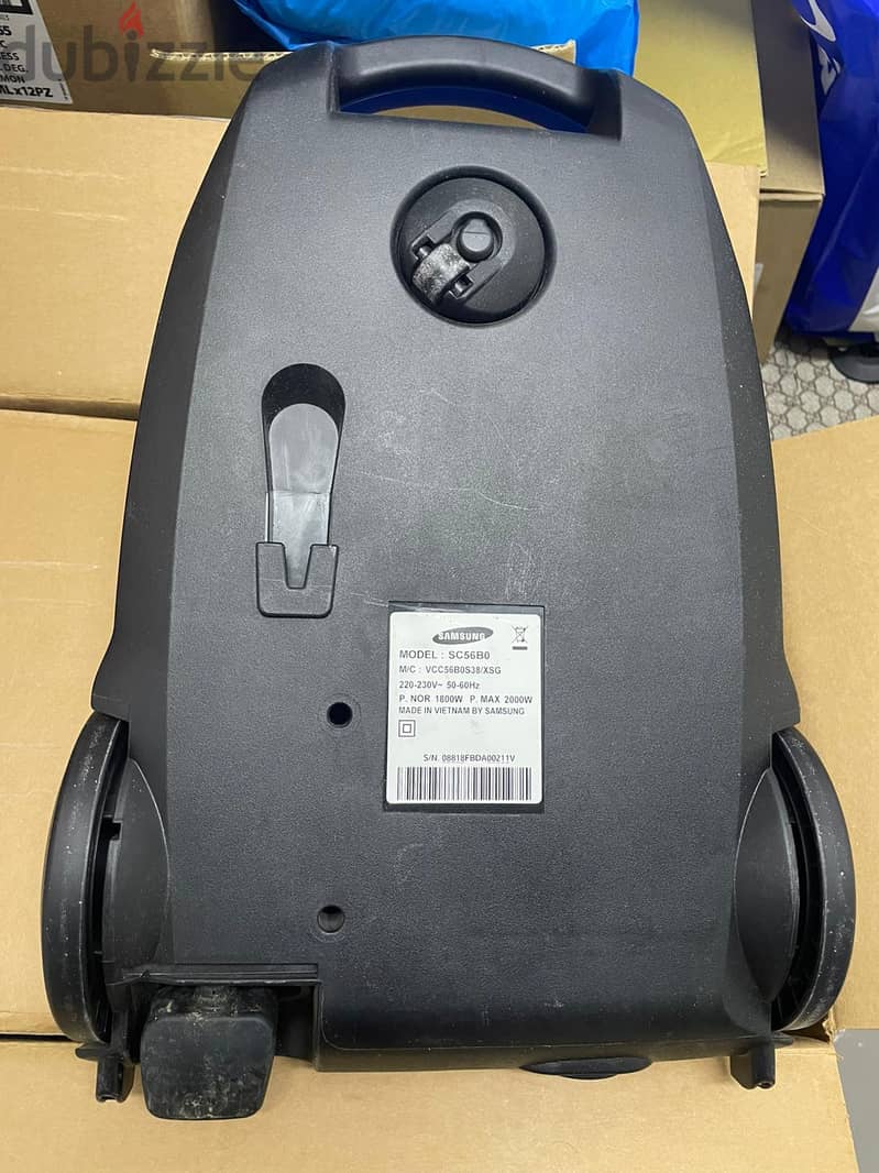 Samsung Vacuum Cleaner 2200W, Same like new 3