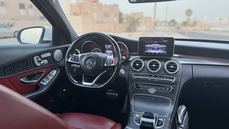 Mercedes-Benz C200 AMG 2015 13