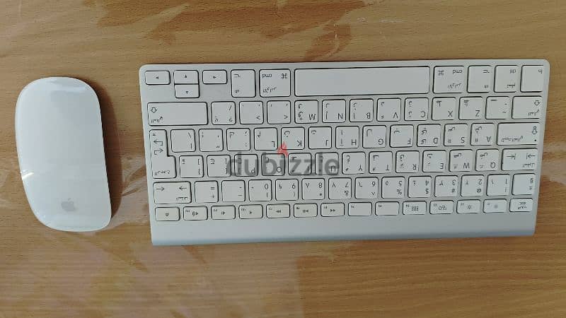 Apple Wireless Keyboard &Mouse 0