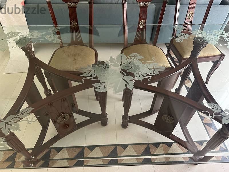 Dining Table Urgent sale 2