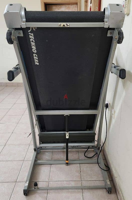 Techno Gear Treadmill 2HP With 12 Speed, Incline, Foldable 8