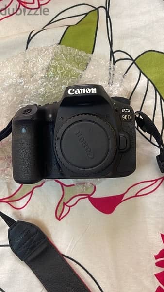 Canon EOS 90D dslr 4K camera with 70-300mm  lens for sale 3