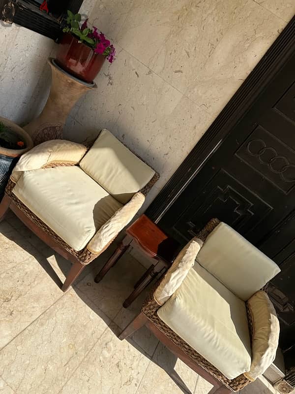 furniture in excellent condition 5