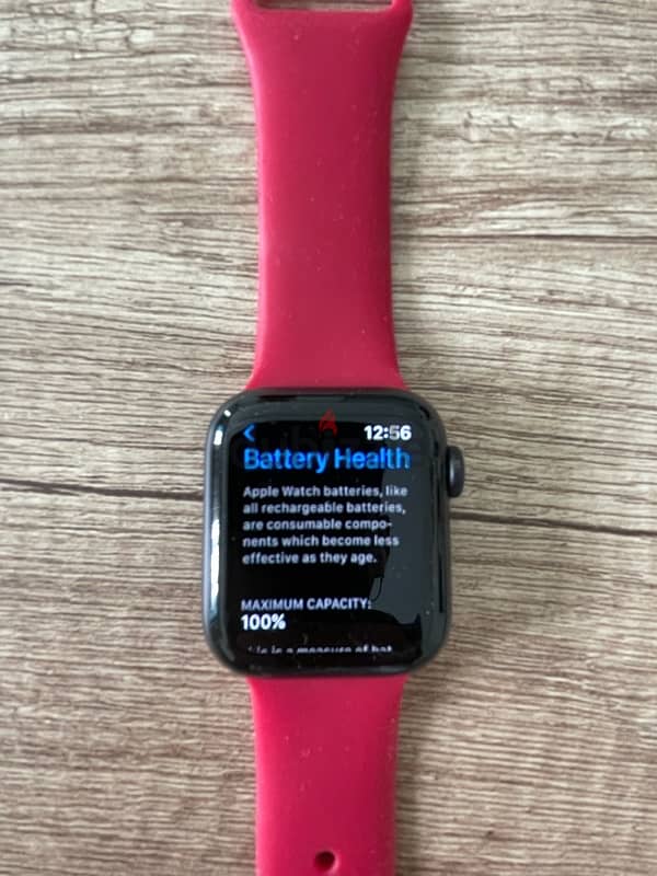 Apple Watch Series 6, 40 MM - Excellent Condition 4